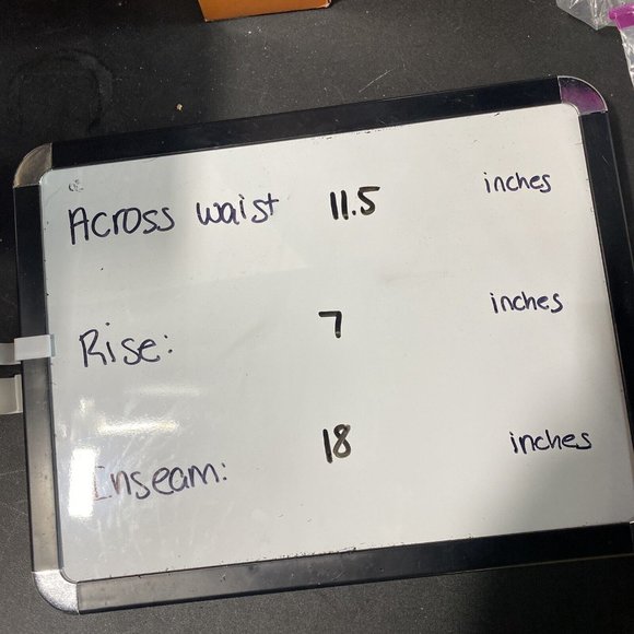 Lululemon - Picture 2 of 6